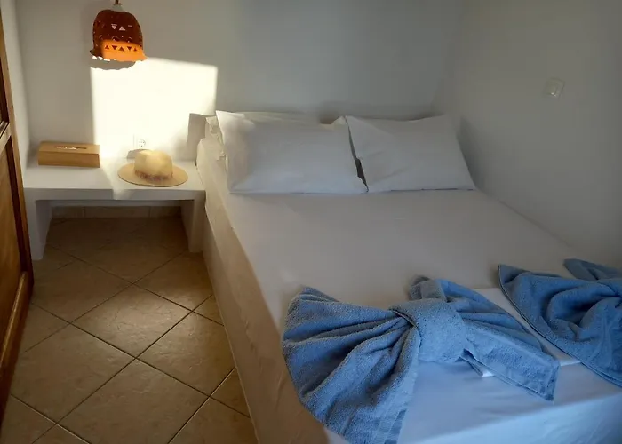 Madilida Sifnos * Артемон